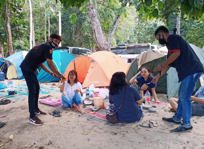 Tourgab Dan Bagi Masker Gratis Paguyuban Honda CBR Indonesia (PHCI) Di Pantai Kondang Merak Malang