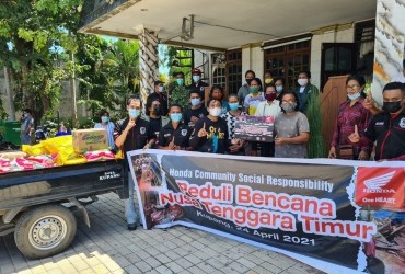 HCSR Komunitas Honda Kupang Pada Korban Bencana Alam Siklon Seroja