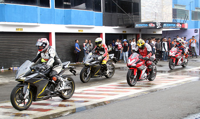 Tiga Main Dealer Ajak Komunitas Honda CBR Coba All New Honda CBR250RR di Sirkuit Sentul