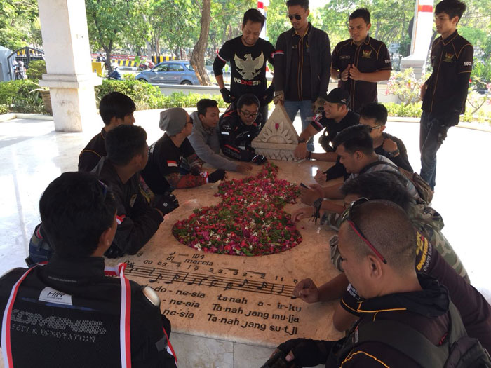 Keseruan Surabaya Honda CBR Owner Indonesia Rayakan HUT RI di Simpang Dukuh
