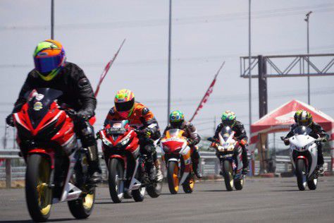 DAM dan NTT Cornering Kopdar, Gelar Edukasi Balap Pakai Honda CBR