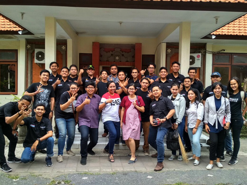 HCRC Bali Rayakan HUT RI ke-72 Dengan Baksos Ke Panti Jompo