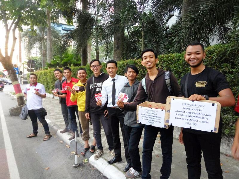 CBR Banjarmasin Lakukan Aksi Sosial Turun ke Jalan Peringati Hari Kemerdekaan RI