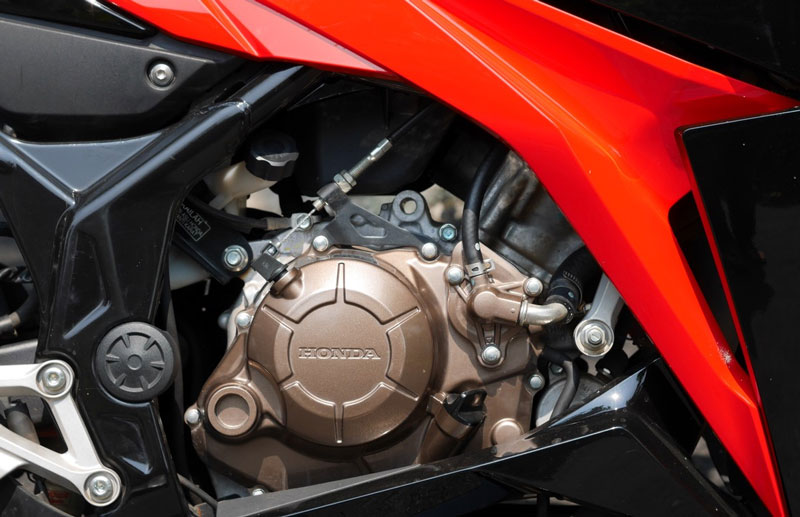 Mesin Honda CBR150R, Lebih Powerful dan Diimbangi Efisiensi Bahan Bakar