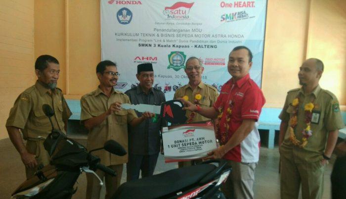 Honda Tambah Portfolio SMKN 3 Binaan di Kalimantan