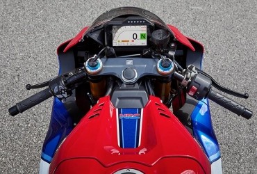 Honda CBR1000RR-R 2020, Bukan Motor Jalanan Biasa