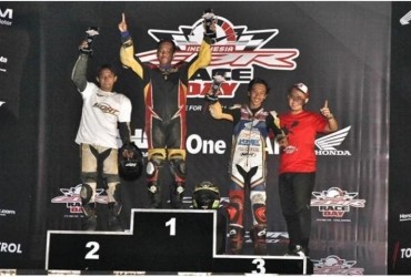 Kerja Keras Sahrul CRONS Bawa Podium Indonesia CBR Race Day