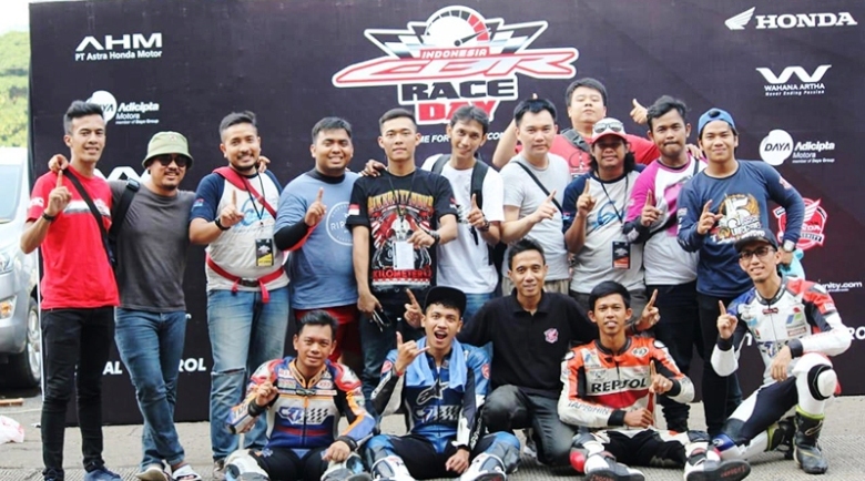 CROW Racing Team Lanjutkan Tradisi Podium di ICE DAY 2018 Seri 3