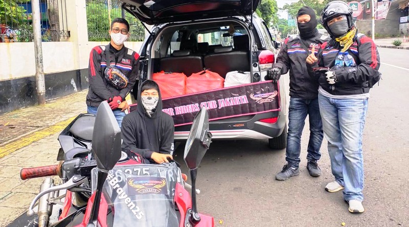 CBR Riders Club Jakarta Gelar Baksos Bagikan Takjil Buka Puasa