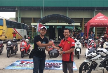 All New Honda CBR 150R Track Day Ajarkan Komunitas Honda Kalsel Teknik Balap